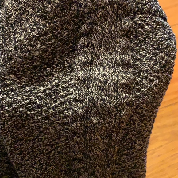 Sweater - Picture 4 of 5